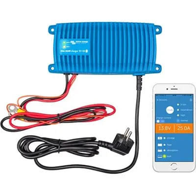 Blue Smart IP67 Charger 12/17(1) 230V CEE 7/7
